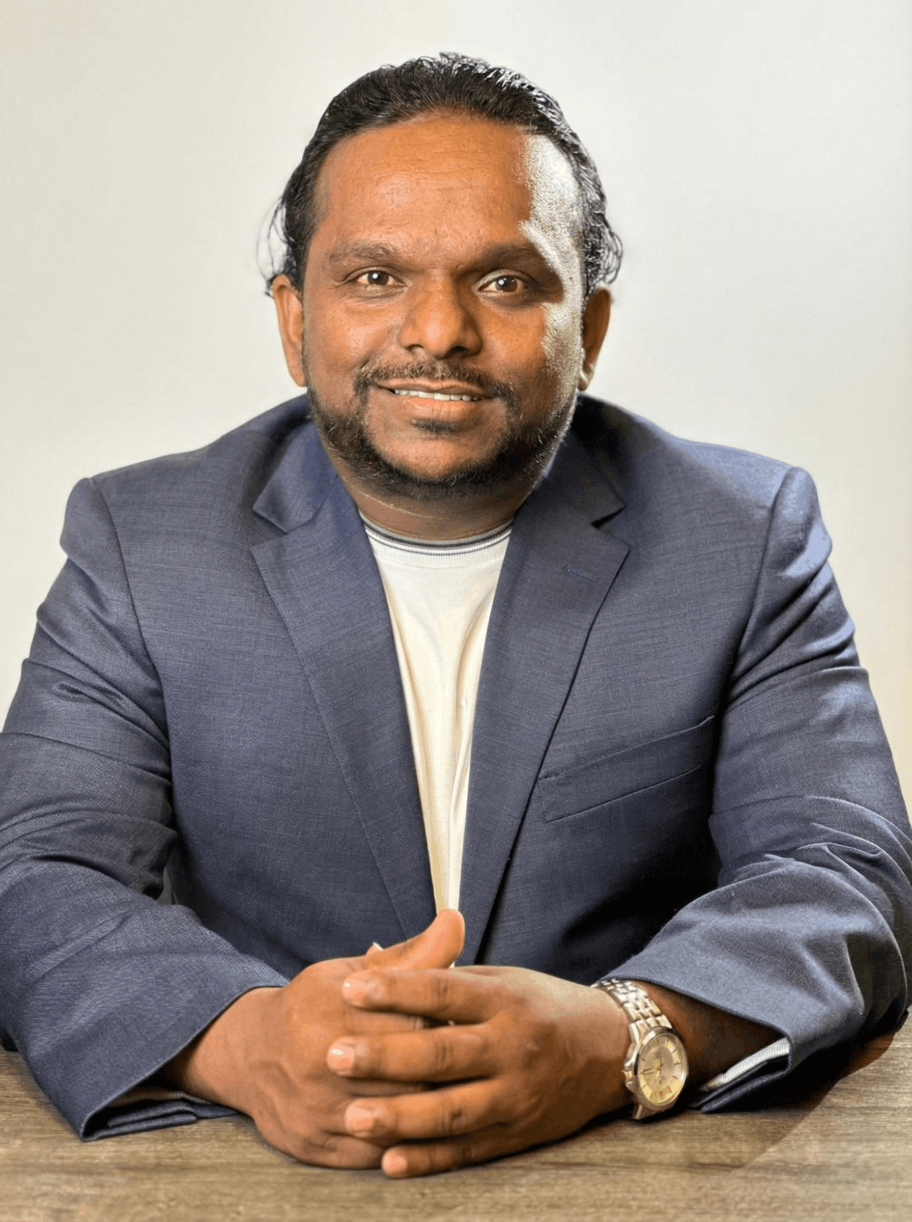 Viraj Amarasinghe Hero Section Image